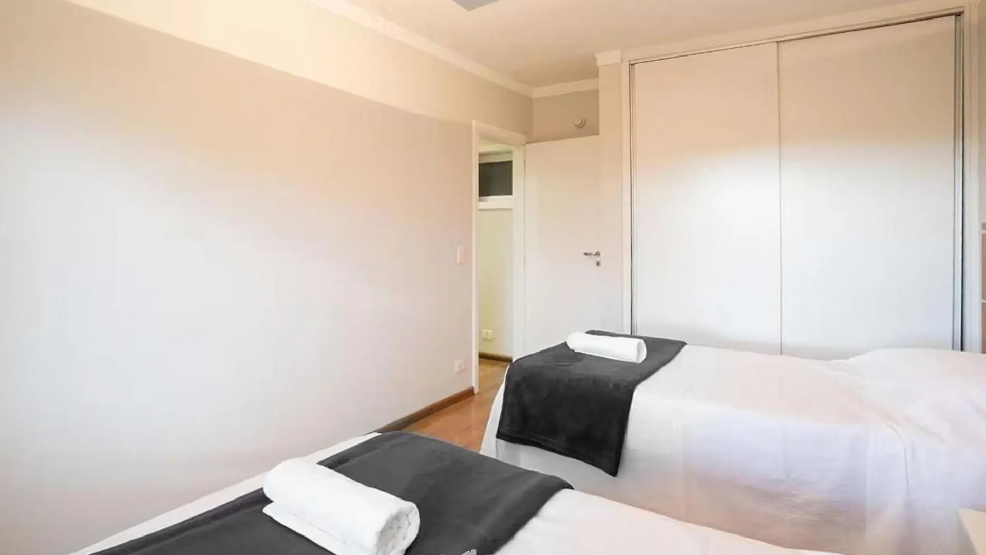 Apartamento Otimo Apto P/ Familias Em Campos Do Jordao Lvr010